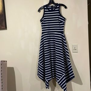 Banana Republic, size:0 (but fits as small) navy-blue & white.